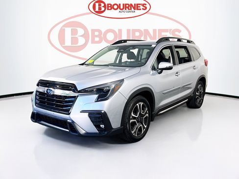 Used 2023 Subaru Ascent Limited AWD/4WD image 5