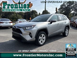 Used 2020 Toyota RAV4 XLE video 1