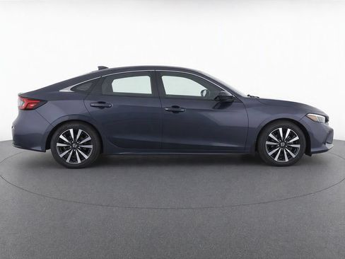 Used 2024 Honda Civic EX-L image 9