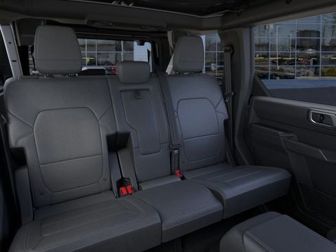 New 2026 Ford Bronco Outer Banks AWD/4WD image 12