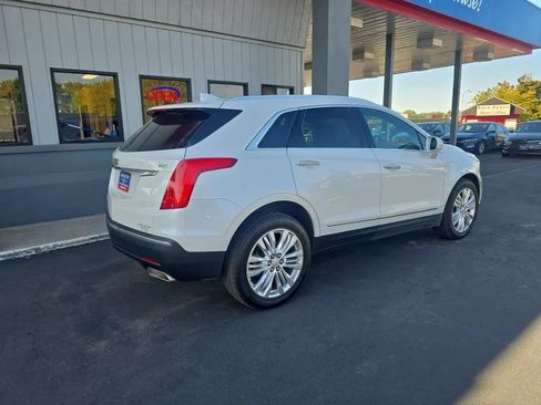 Used 2017 Cadillac XT5 Premium Luxury AWD/4WD image 3