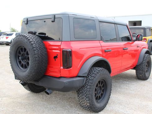 Used 2023 Ford Bronco Wildtrak AWD/4WD image 6