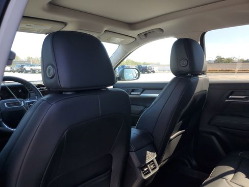 New 2026 GMC Terrain Denali image 9