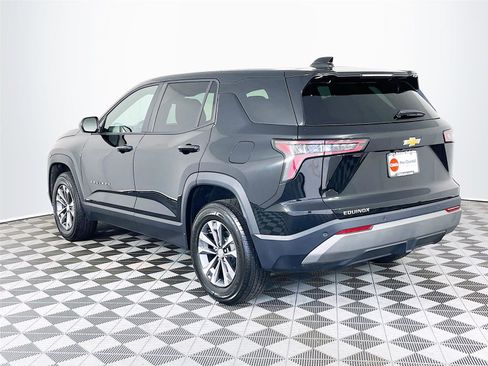 Used 2026 Chevrolet Equinox LT FWD image 6