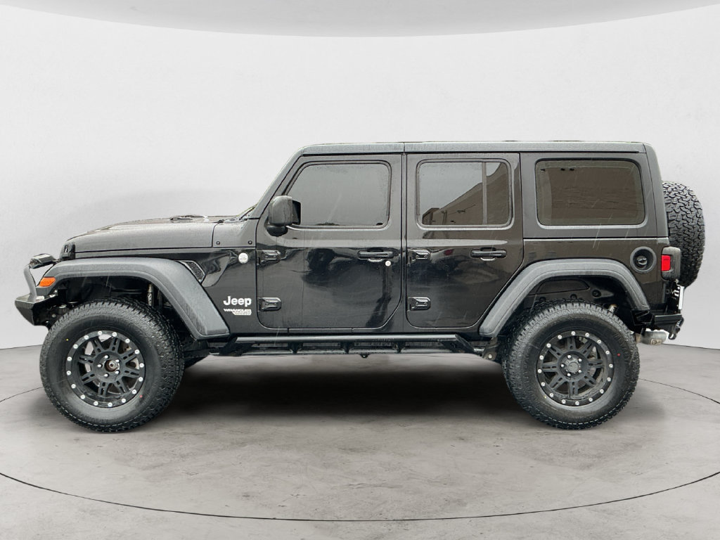 Used 2018 Jeep Wrangler Unlimited Sport AWD/4WD image 8