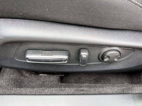 Used 2025 Honda Accord SE image 18