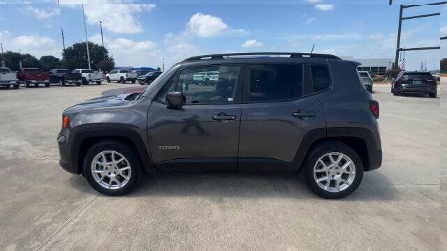 Used 2021 Jeep Renegade Latitude FWD image 5