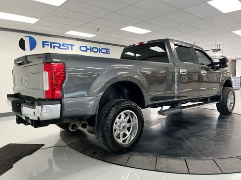 Used 2017 Ford F350 Lariat w/ Lariat Ultimate Package image 8