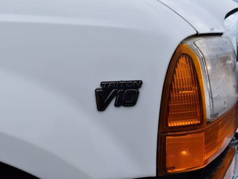 Used 2001 Ford F250 Lariat image 14