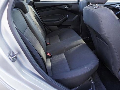 Used 2016 Ford Focus SE image 26