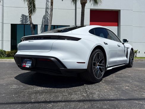 Used 2023 Porsche Taycan RWD image 21