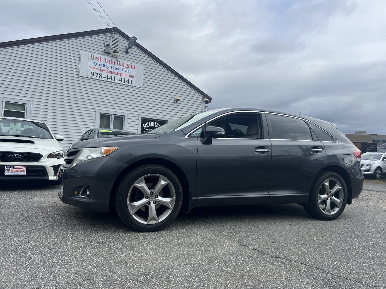 Used 2013 Toyota Venza XLE w/ XLE Premium Pkg AWD/4WD image 2