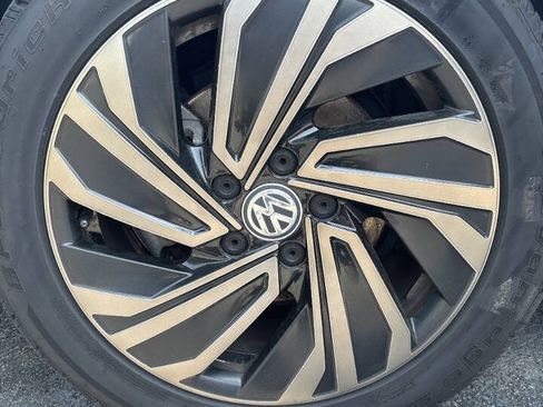 Used 2019 Volkswagen Jetta SEL Premium FWD image 23