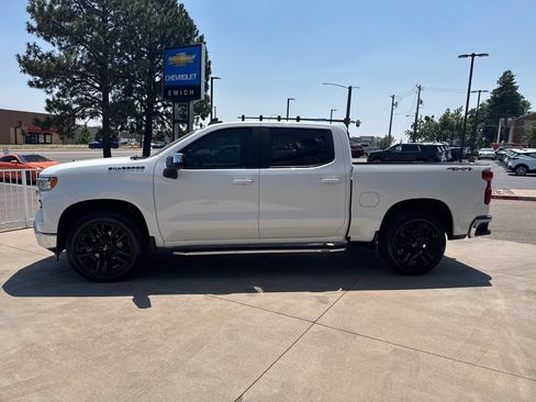 Used 2023 Chevrolet Silverado 1500 LT w/ Protection Package AWD/4WD image 2