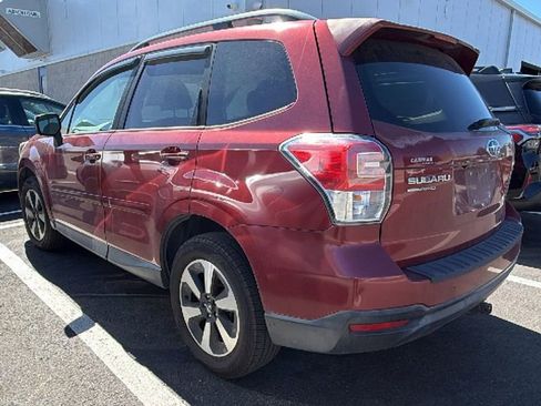 Used 2017 Subaru Forester 2.5i Premium w/ All-Weather Package AWD/4WD image 3