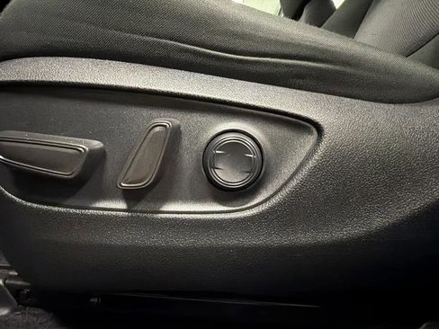 Used 2024 Toyota RAV4 XLE image 23