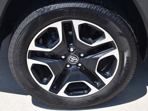 Used 2019 Toyota RAV4 Adventure AWD/4WD image 13