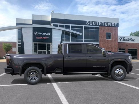 New 2026 GMC Sierra 3500 Denali w/ Denali Reserve Package image 29