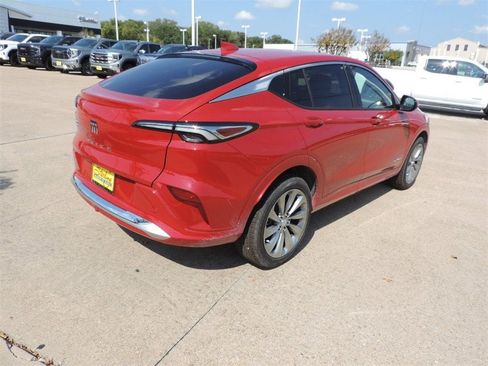 New 2026 Buick Envista Avenir image 5
