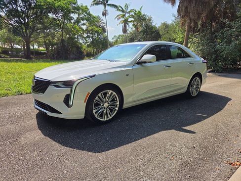 Used 2026 Cadillac CT4 Premium Luxury RWD image 3