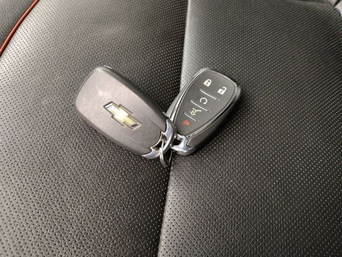 Used 2024 Chevrolet Equinox RS w/ RS Leather Package image 32