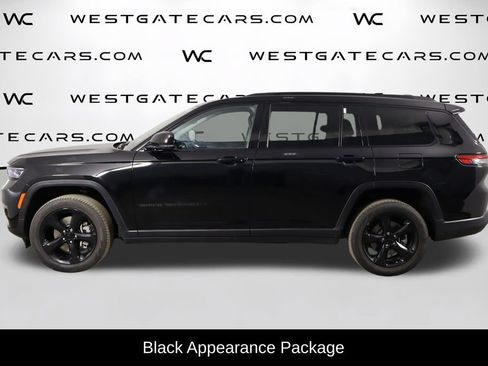 Used 2022 Jeep Grand Cherokee L Limited w/ Black Appearance Package RWD image 5