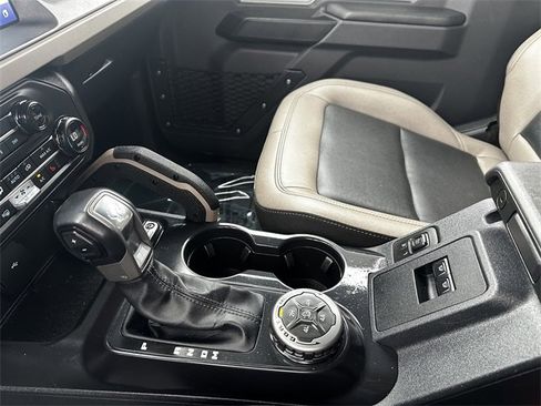 Certified 2024 Ford Bronco Big Bend w/ Sasquatch Package image 23