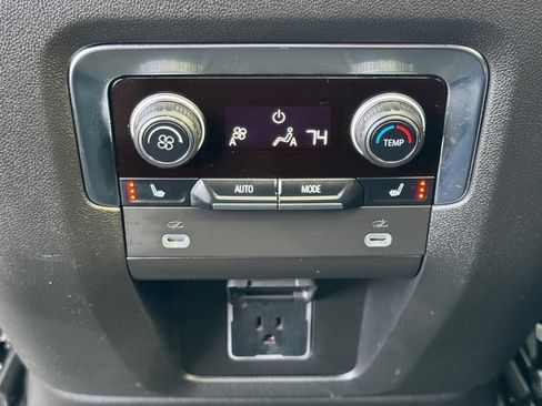 Used 2024 Chevrolet Suburban High Country w/ Max Trailering Package image 12