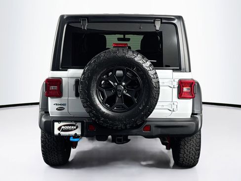 Used 2023 Jeep Wrangler Unlimited Rubicon 4xe AWD/4WD image 10