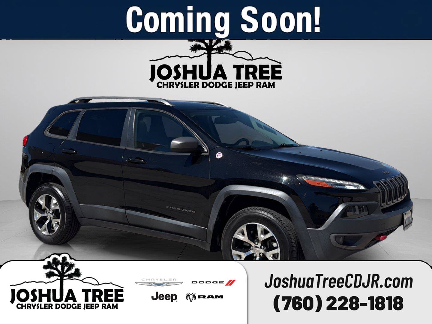 Used 2017 Jeep Cherokee Trailhawk w/ Comfort/Convenience Group AWD/4WD image 1