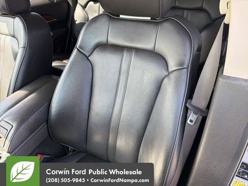 Used 2012 Lincoln MKX FWD image 22