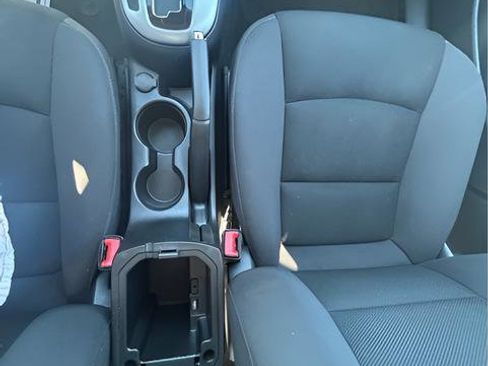 Used 2015 Chevrolet Cruze LT FWD image 12