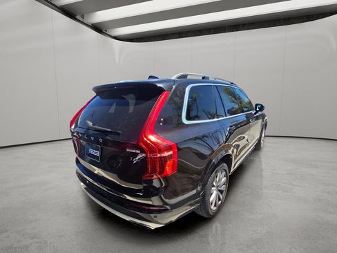 Used 2016 Volvo XC90 T6 Momentum AWD/4WD image 7