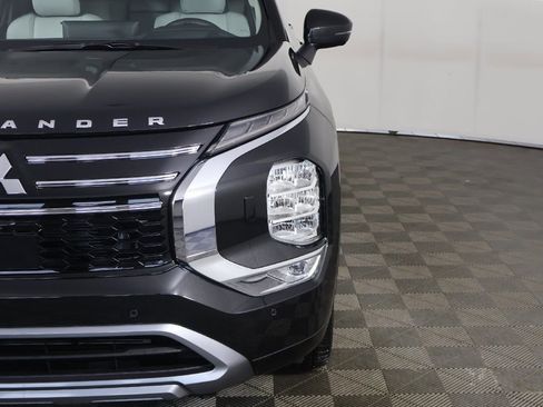 New 2025 Mitsubishi Outlander AWD image 20