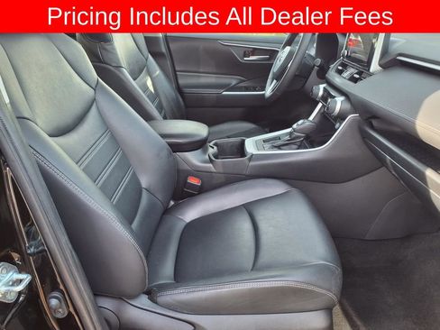 Used 2023 Toyota RAV4 XLE Premium FWD image 12