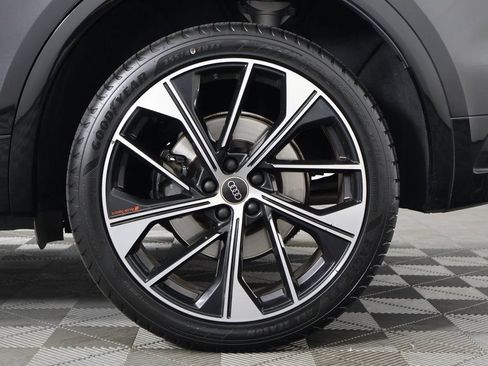 Used 2024 Audi SQ5 Premium Plus AWD/4WD image 16