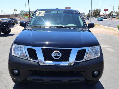 Used 2017 Nissan Frontier SV w/ SV Value Truck Package RWD image 2