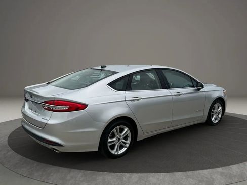 Used 2018 Ford Fusion S image 10