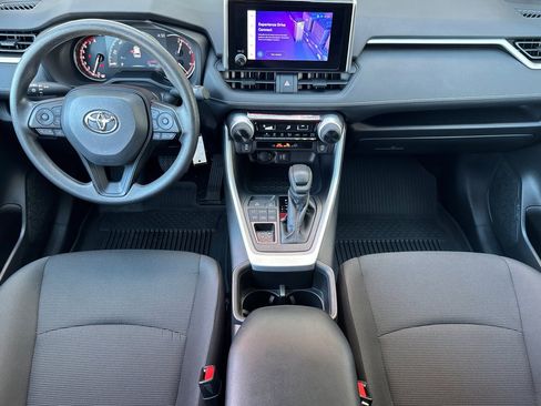 Used 2025 Toyota RAV4 LE AWD/4WD image 16