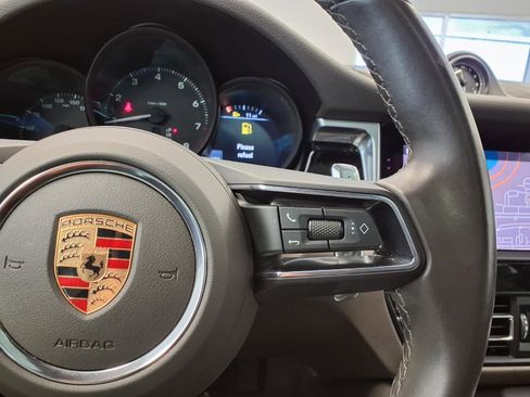 Used 2023 Porsche Macan Turbo AWD/4WD image 28