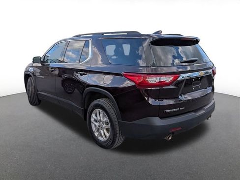 Used 2021 Chevrolet Traverse LT AWD/4WD image 3