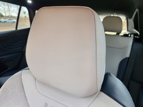 New 2026 Volkswagen ID.4 Pro S image 13