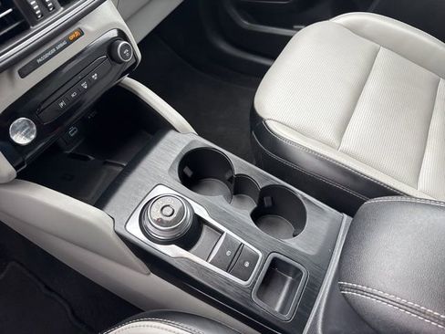 Used 2023 Ford Escape Platinum image 25