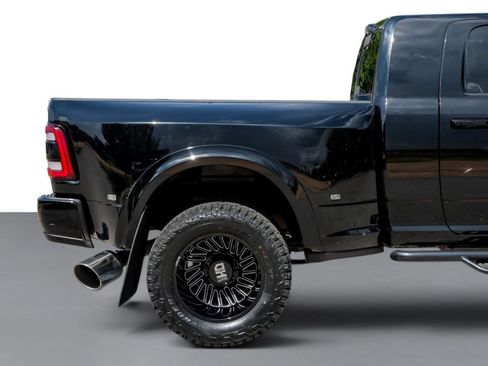 Used 2024 RAM 3500 Laramie w/ Night Edition AWD/4WD image 7