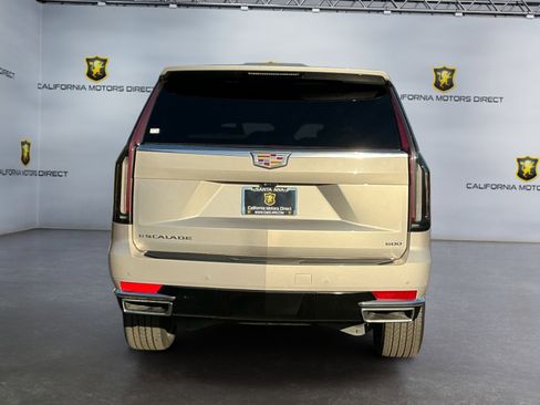 Used 2022 Cadillac Escalade ESV Premium Luxury image 6