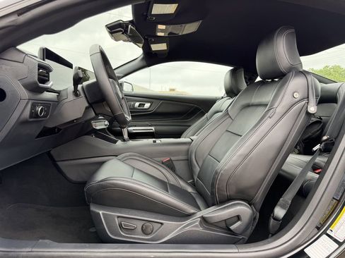 Used 2026 Ford Mustang Premium RWD image 26