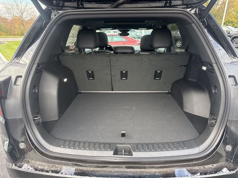 New 2026 GMC Terrain AT4 w/ Convenience Package III image 14