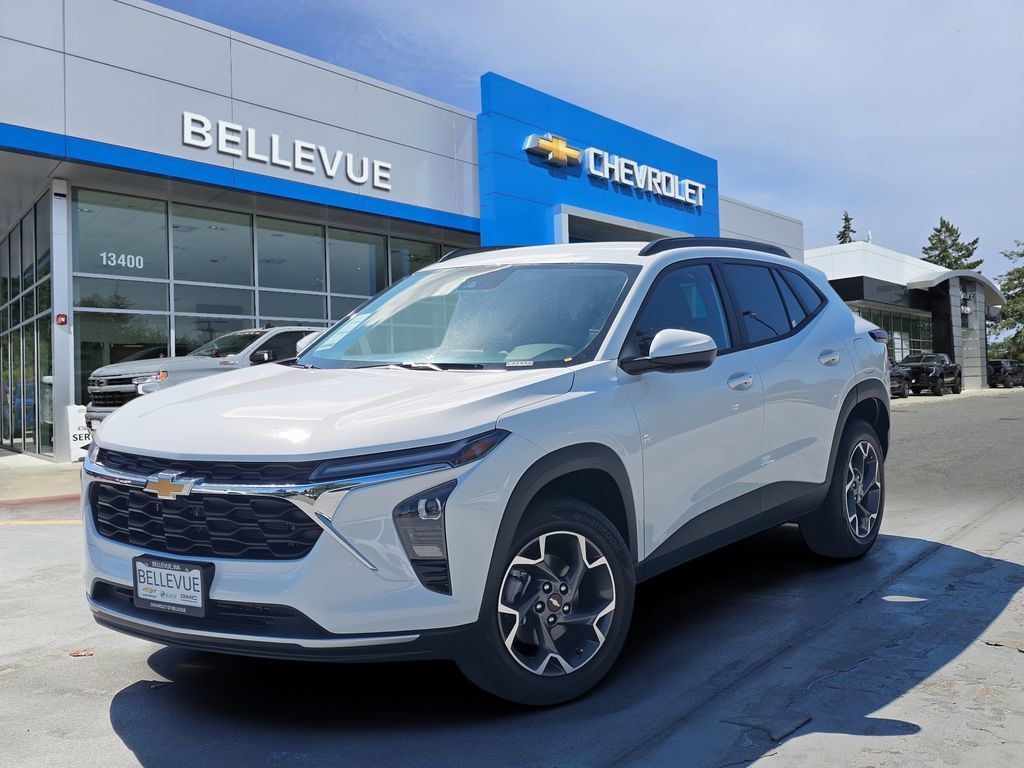 New 2026 Chevrolet Trax LT w/ Driver Confidence Package FWD image 1