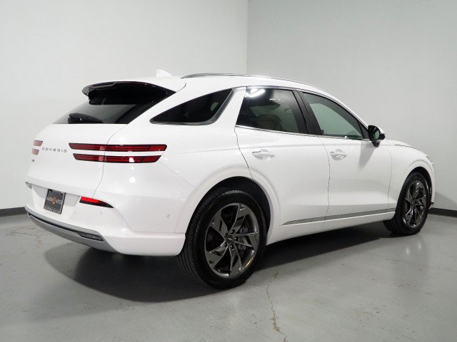 Used 2025 Genesis Electrified GV70 AWD Advance image 6