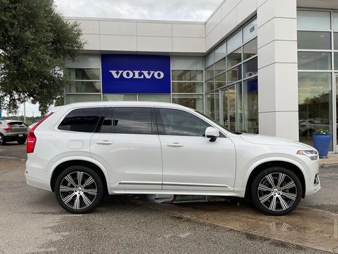 Certified 2024 Volvo XC90 B6 Plus AWD/4WD image 8